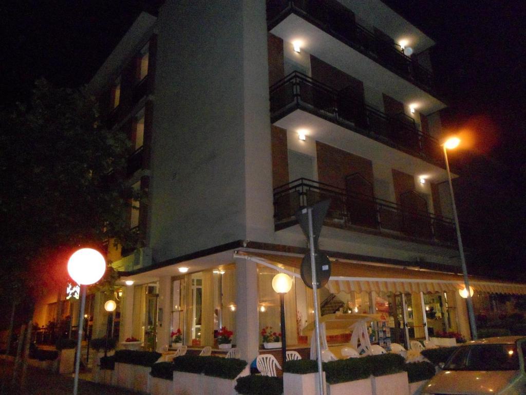 Hotel Galileo Rimini Exterior photo